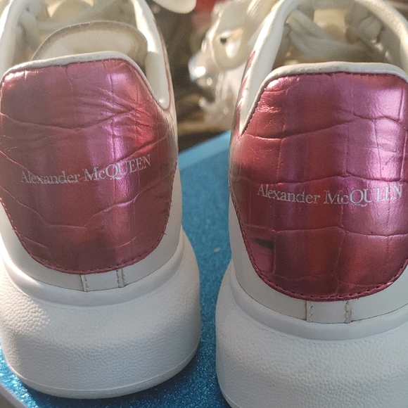 Alexander McQueen Women's Sneakers in Pink and White - Picture 1 of 7